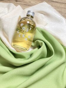 甘酒とラッピング用の風呂敷
